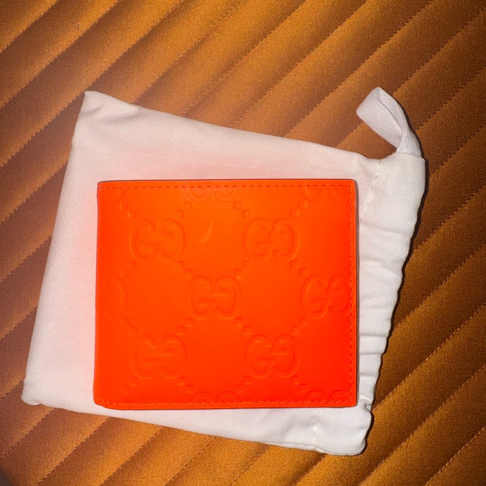 Authentic Gucci Men’s Wallet